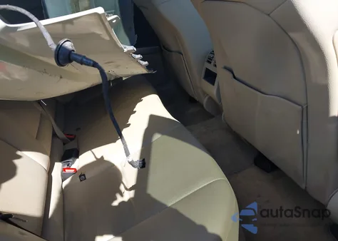 2010 Mercedes-Benz Glk 350 4Matic из США, поврежденный, VIN WDCGG8HB3AF327211